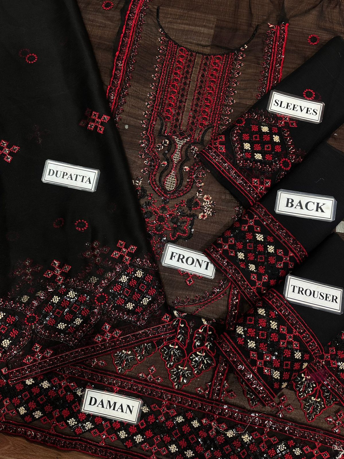 BRAND: NOORMA KOMAL chiffon embroidered luxury unstiched 3pc✓